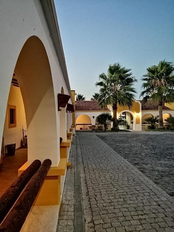 Herdade Da Diabroria - Agroturismo Beja Bagian luar foto